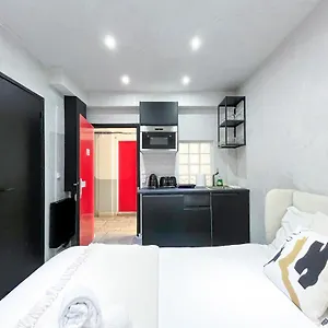 Appartement 11 - Champs-elysees, Paris